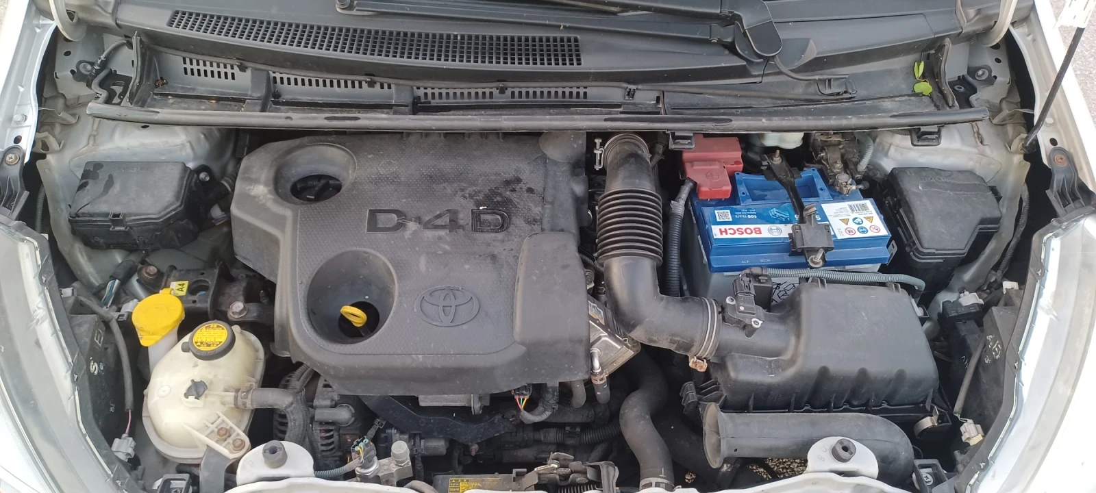 Toyota Yaris 1.4 D-4D, снимка 14 - Автомобили и джипове - 55149431