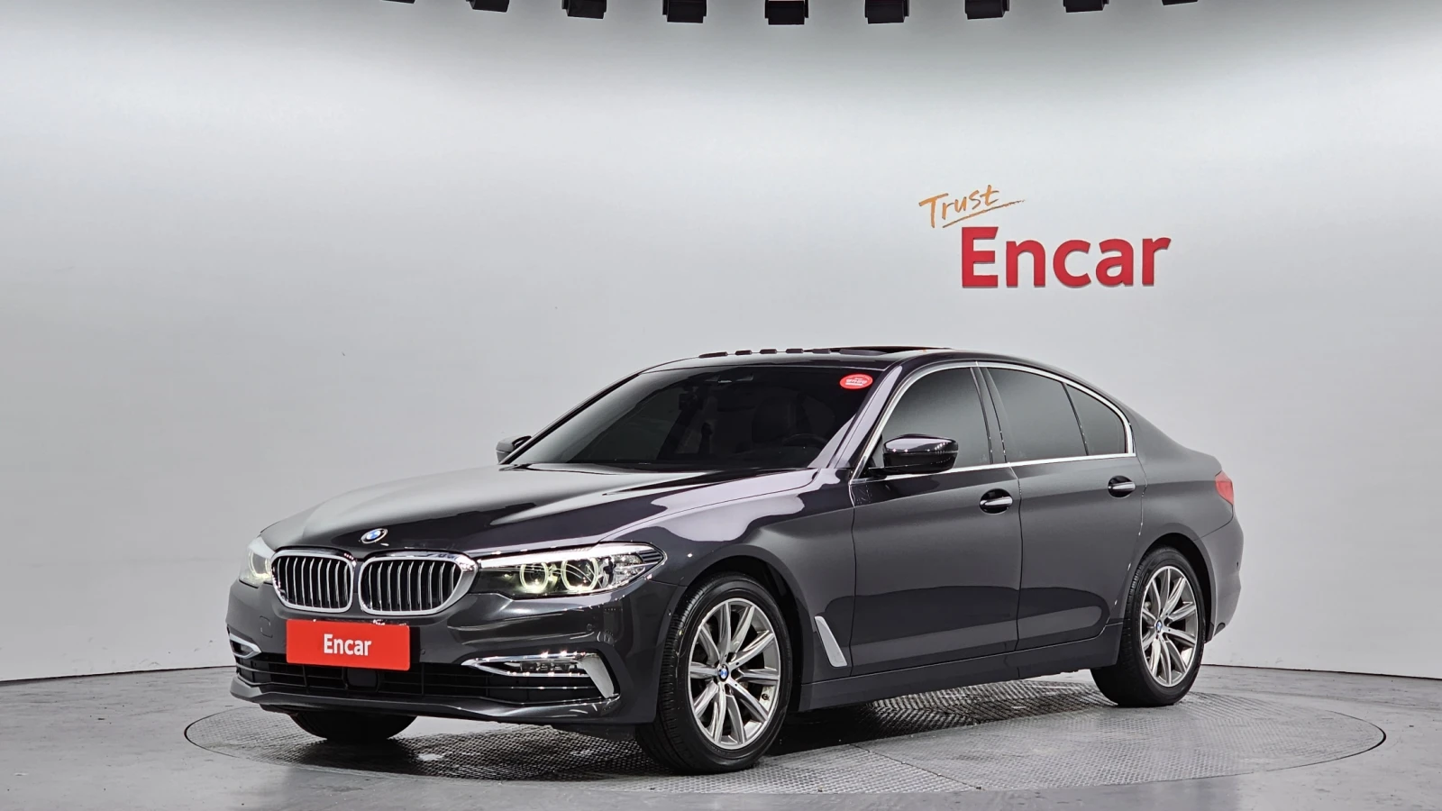BMW 520 ЕЛ. БАГАЖНИК* HUD* BLIND SPOT* ЛЮК* КРАЙНА ЦЕНА