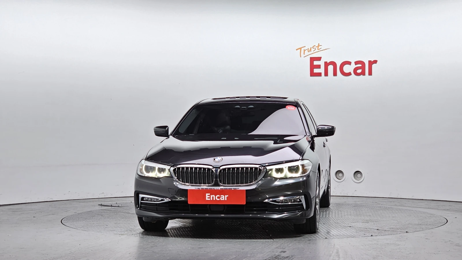 BMW 520 ЕЛ. БАГАЖНИК* HUD* BLIND SPOT* ЛЮК* КРАЙНА ЦЕНА, снимка 3 - Автомобили и джипове - 55344737
