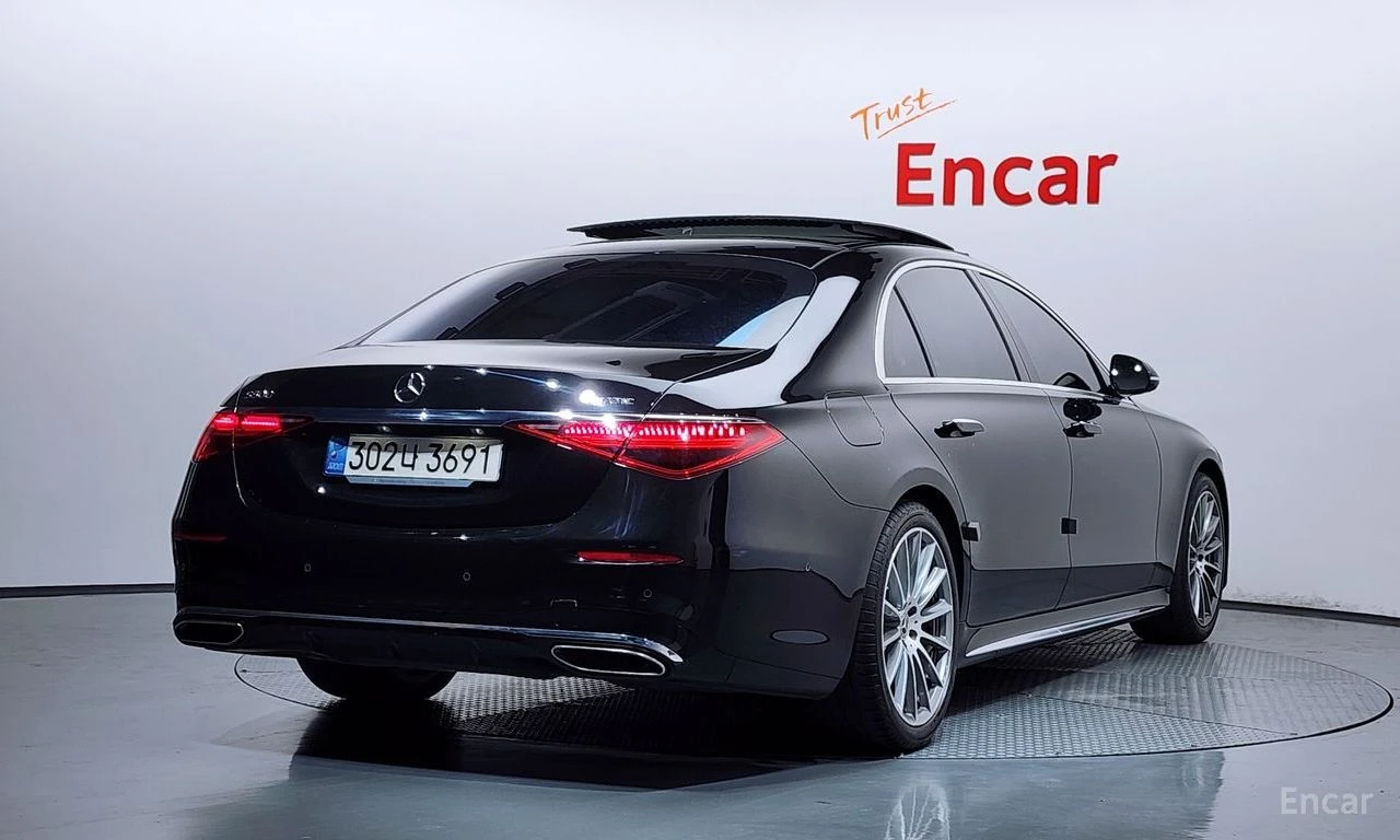 Mercedes-Benz S 500 L AMG LINE* FULL* МАСАЖ* 360* ХЕДЪП* BURMESTER* TV, снимка 3 - Автомобили и джипове - 55352657