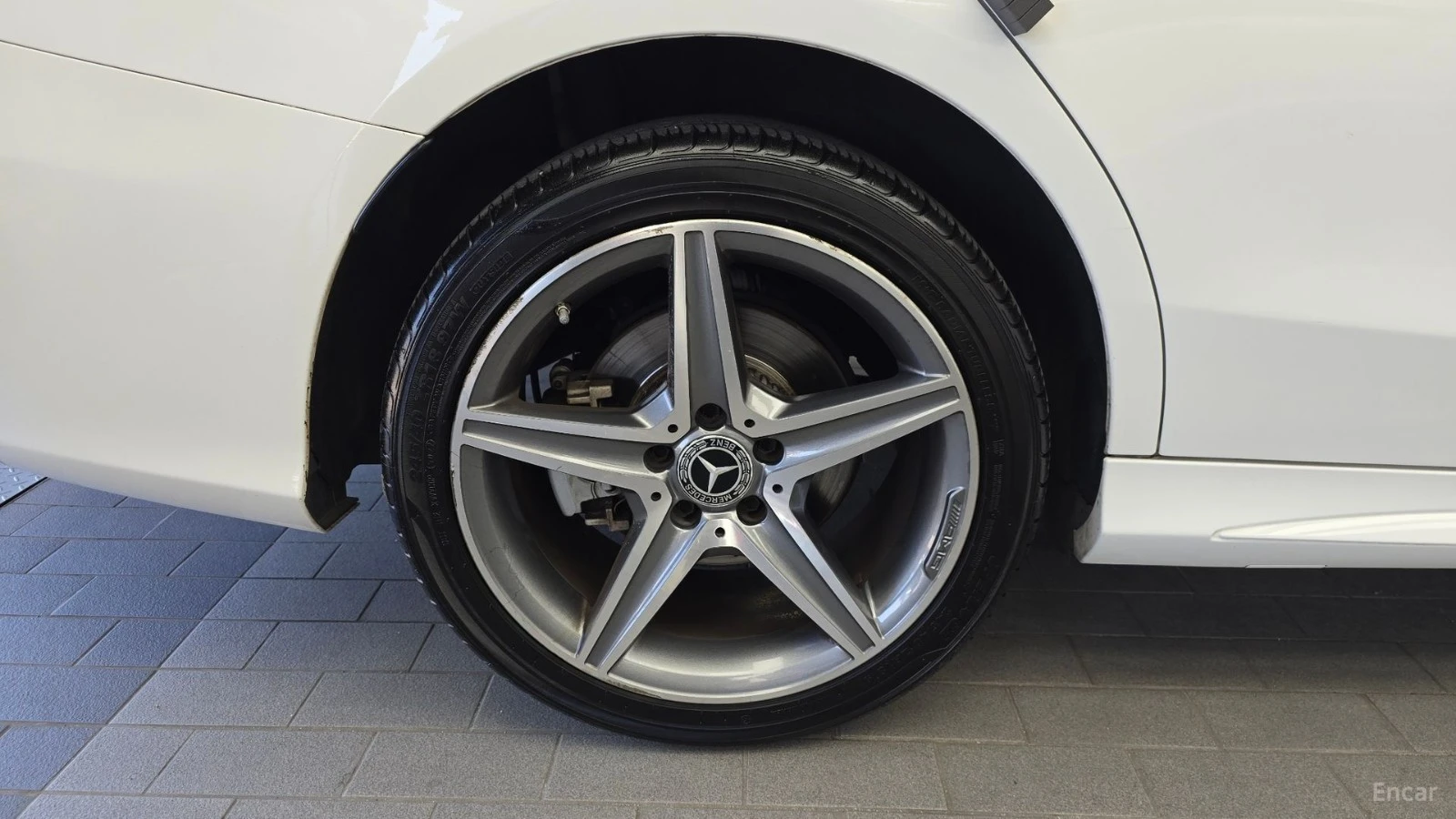Mercedes-Benz C 200 4MATIC* BURMESTER* HEAD UP* DISTRO* LANE, снимка 3 - Автомобили и джипове - 55645737