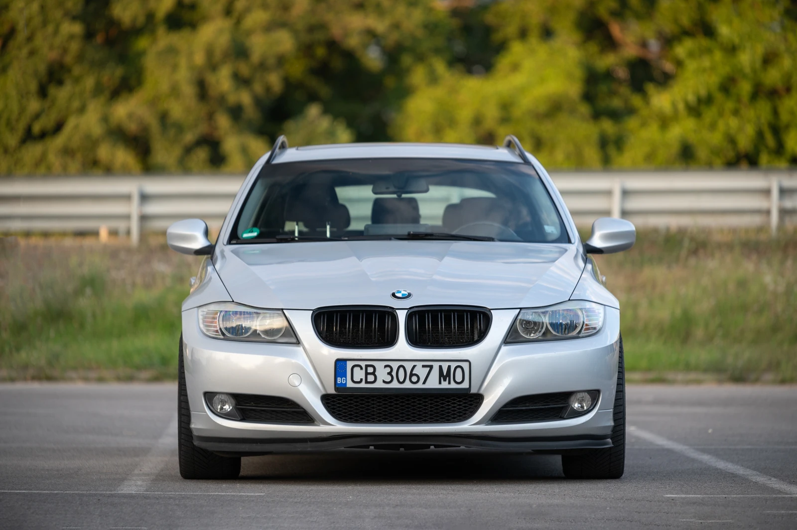 BMW 320 facelift, снимка 2 - Автомобили и джипове - 55774077