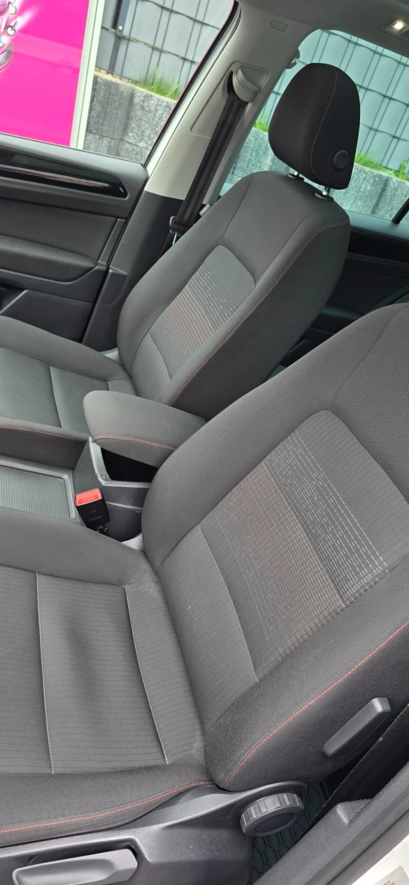 VW Golf Учебен 1.6TDI, снимка 11 - Автомобили и джипове - 55817551