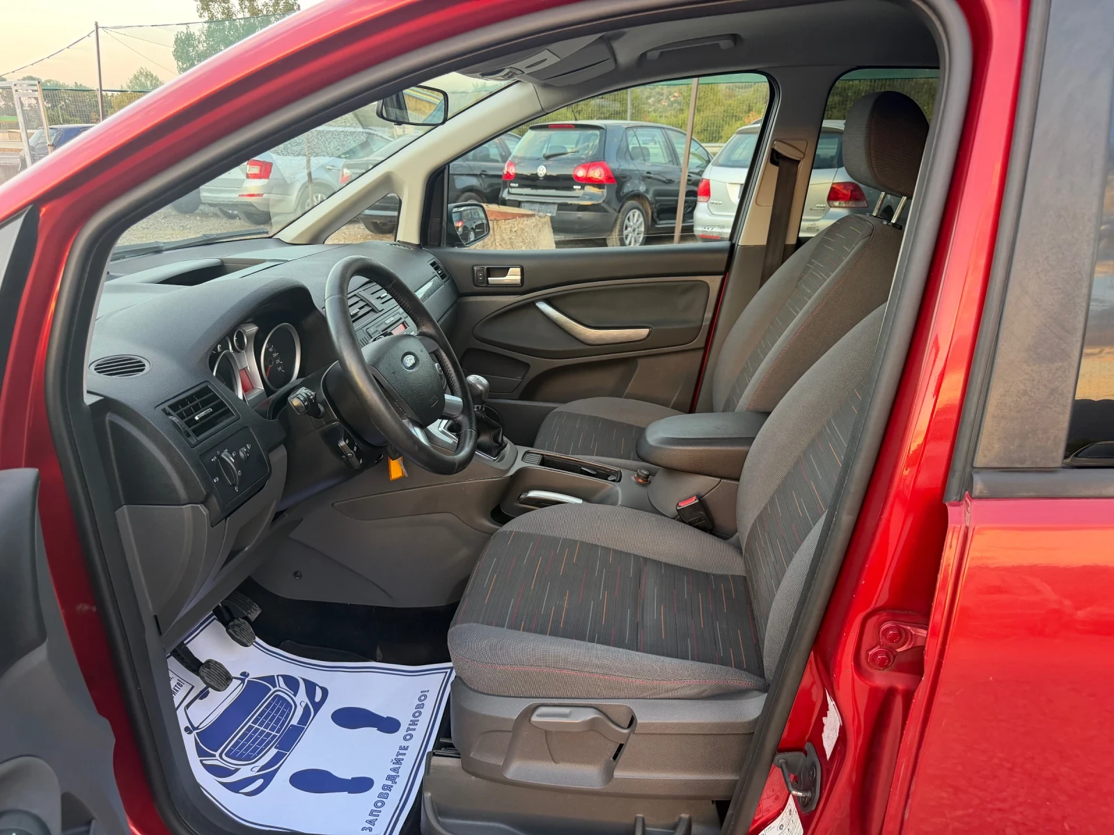 Ford C-max 1.6D-90PS, снимка 9 - Автомобили и джипове - 56170921