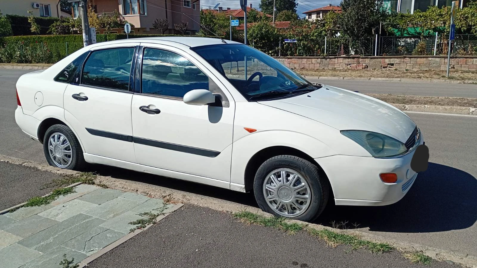 Ford Focus 1.6 газ клима гаражен , снимка 3 - Автомобили и джипове - 56247231