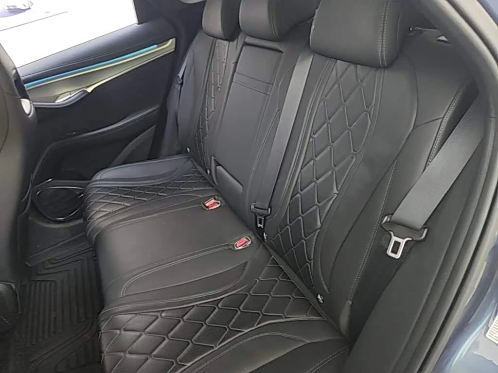 BYD Sealion 7 610 Smart Range Edition, снимка 17 - Автомобили и джипове - 56474327