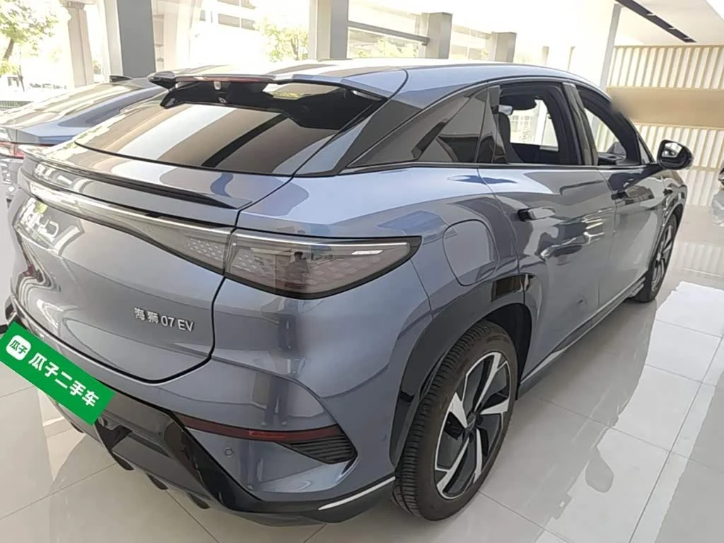 BYD Sealion 7 610 Smart Range Edition, снимка 7 - Автомобили и джипове - 56474327