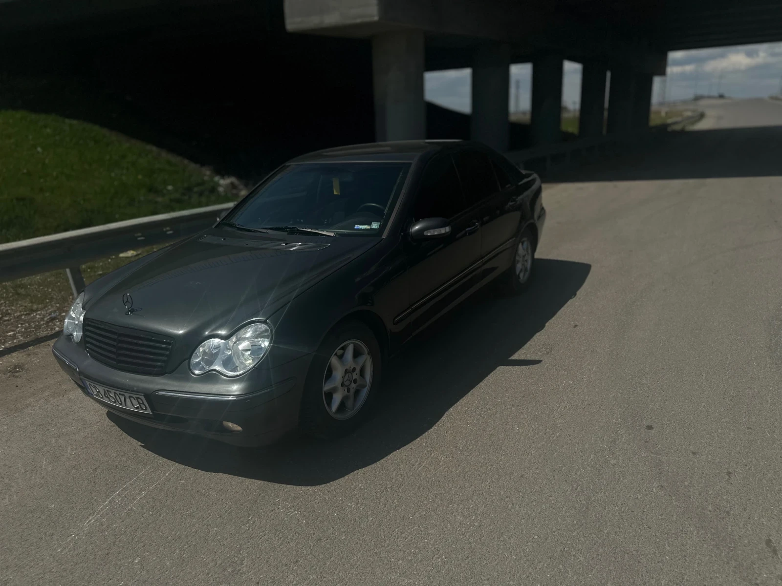 Mercedes-Benz C 220, снимка 2 - Автомобили и джипове - 56655999
