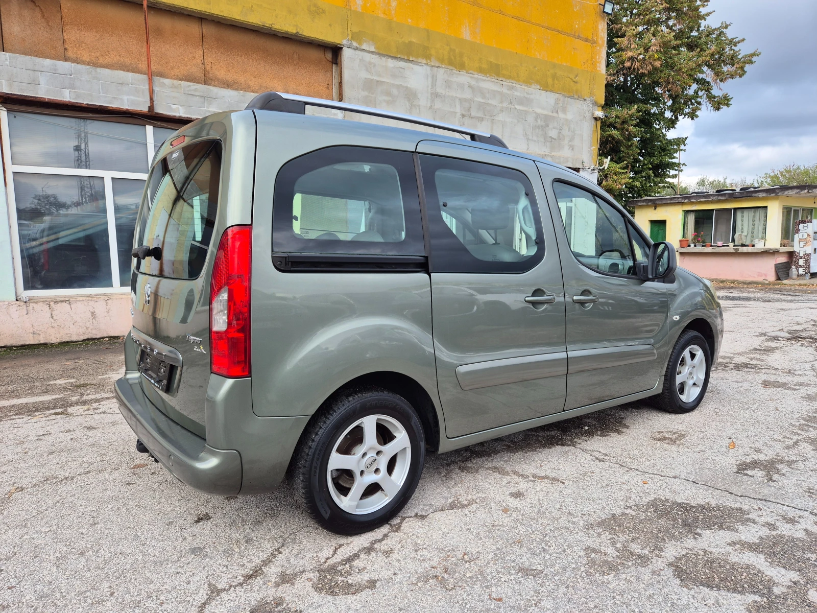 Peugeot Partner 1.6HDI KLIMA ITALY, снимка 5 - Автомобили и джипове - 56749921