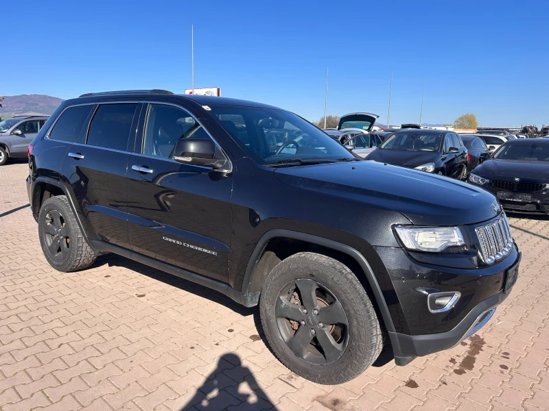 Jeep Grand cherokee 3.0CRD Laredo AVTOMAT/KOJA/NAVI/KAMERA, снимка 4 - Автомобили и джипове - 49587315