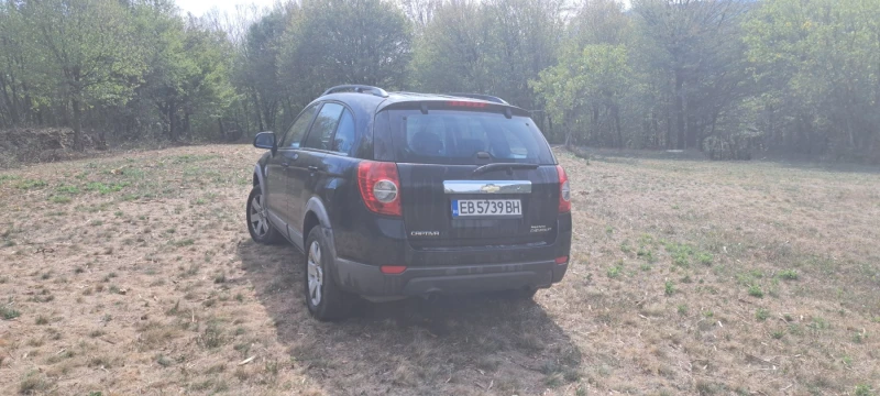 Chevrolet Captiva 2.4, снимка 2 - Автомобили и джипове - 52587590