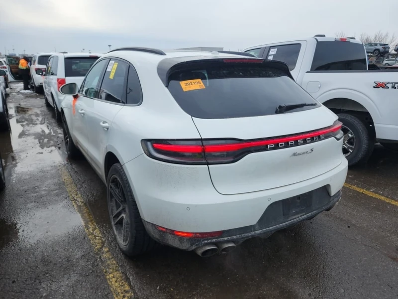Porsche Macan * S * CARFAX * БЕЗ ПЪРВОНАЧАЛНА ВНОСКА, снимка 4 - Автомобили и джипове - 53199286