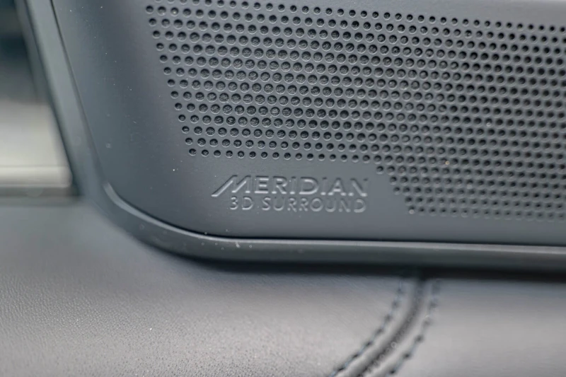 Land Rover Range rover P530/SV/SWB/Камера/Обдухване/Meridian 3D/HuD/Масаж, снимка 11 - Автомобили и джипове - 53395069