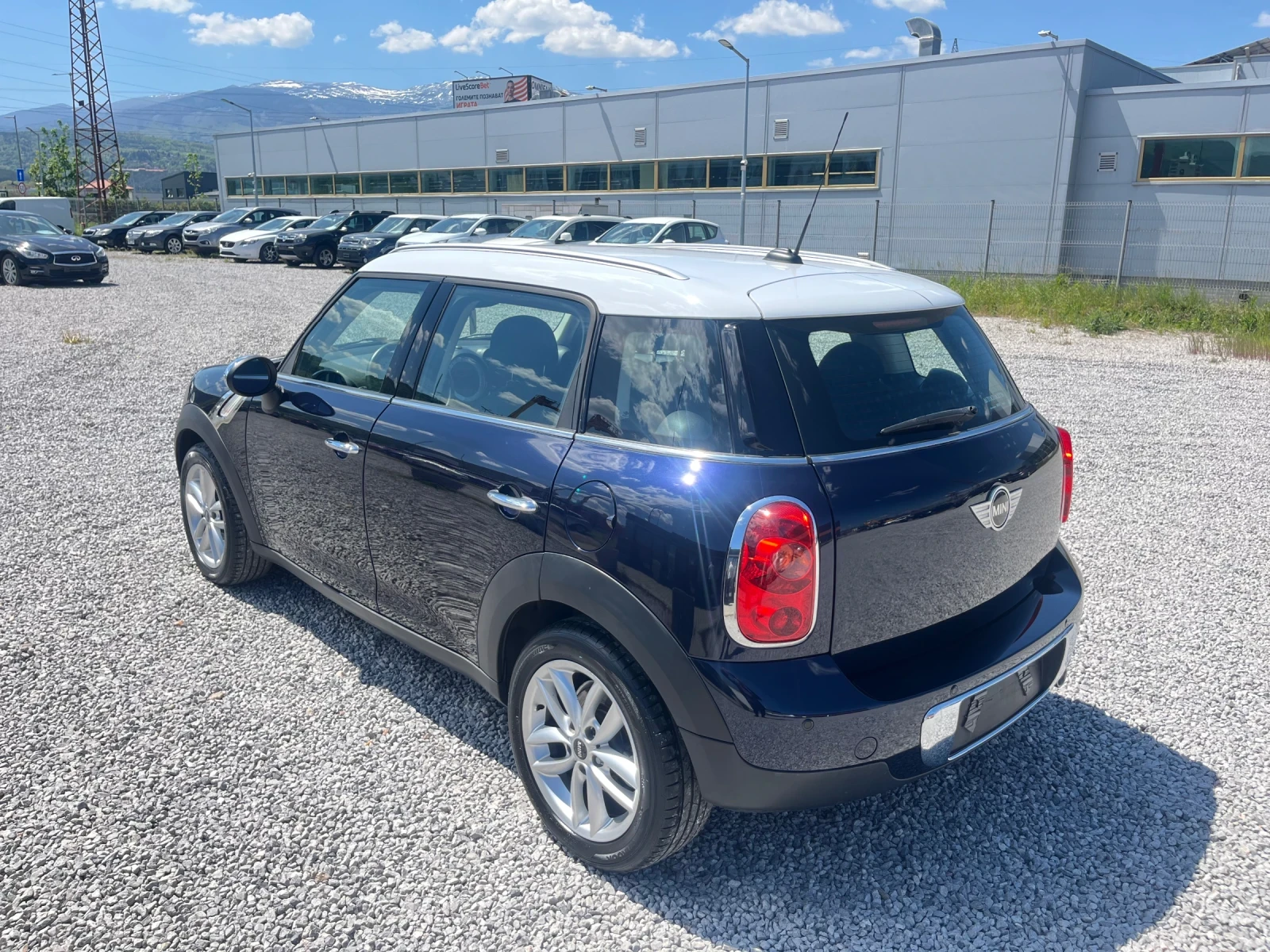 Mini Countryman 2.0D-112k.c. /110000km., NAVI./ - изображение 4