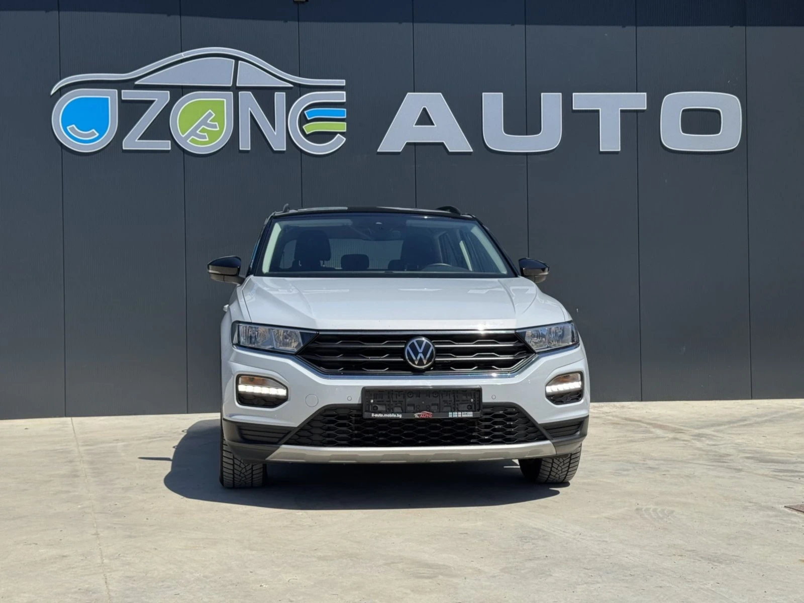 VW T-Roc 2.0TDI 150hp 4Motion EU6 - изображение 2