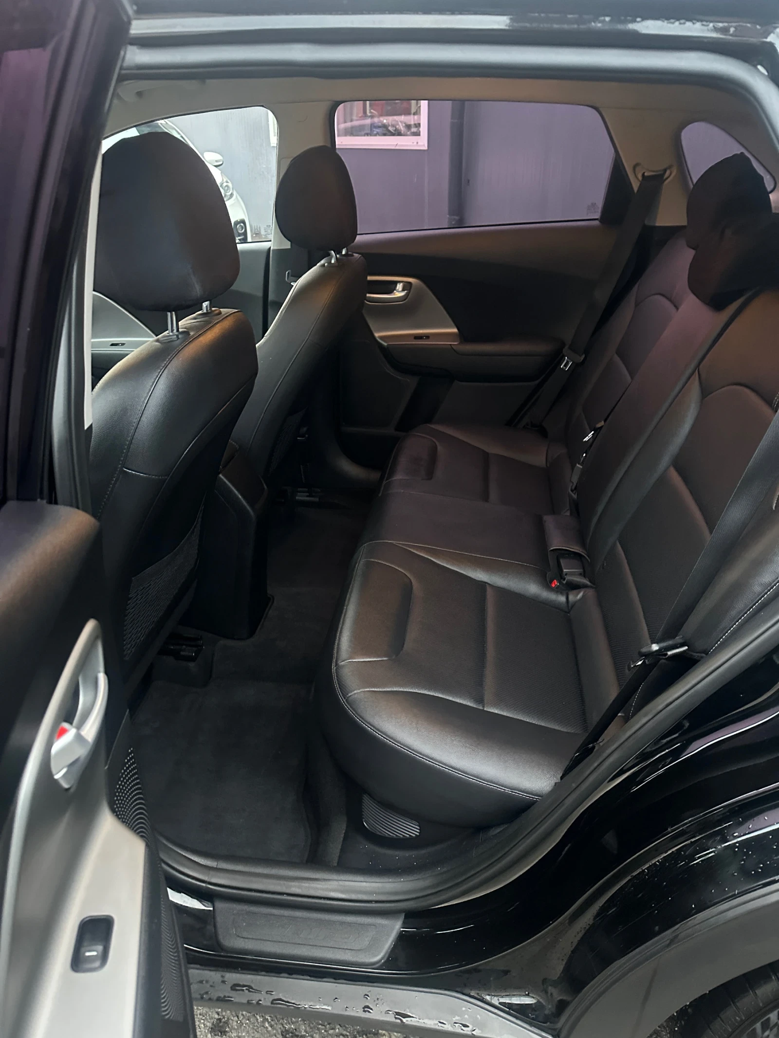 Kia Niro 1.6EcoHybrid - изображение 6