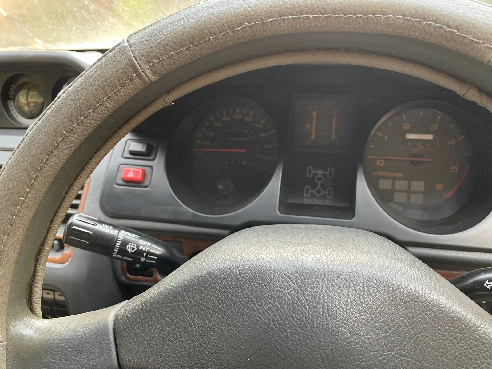 Mitsubishi Pajero 2500 - изображение 8