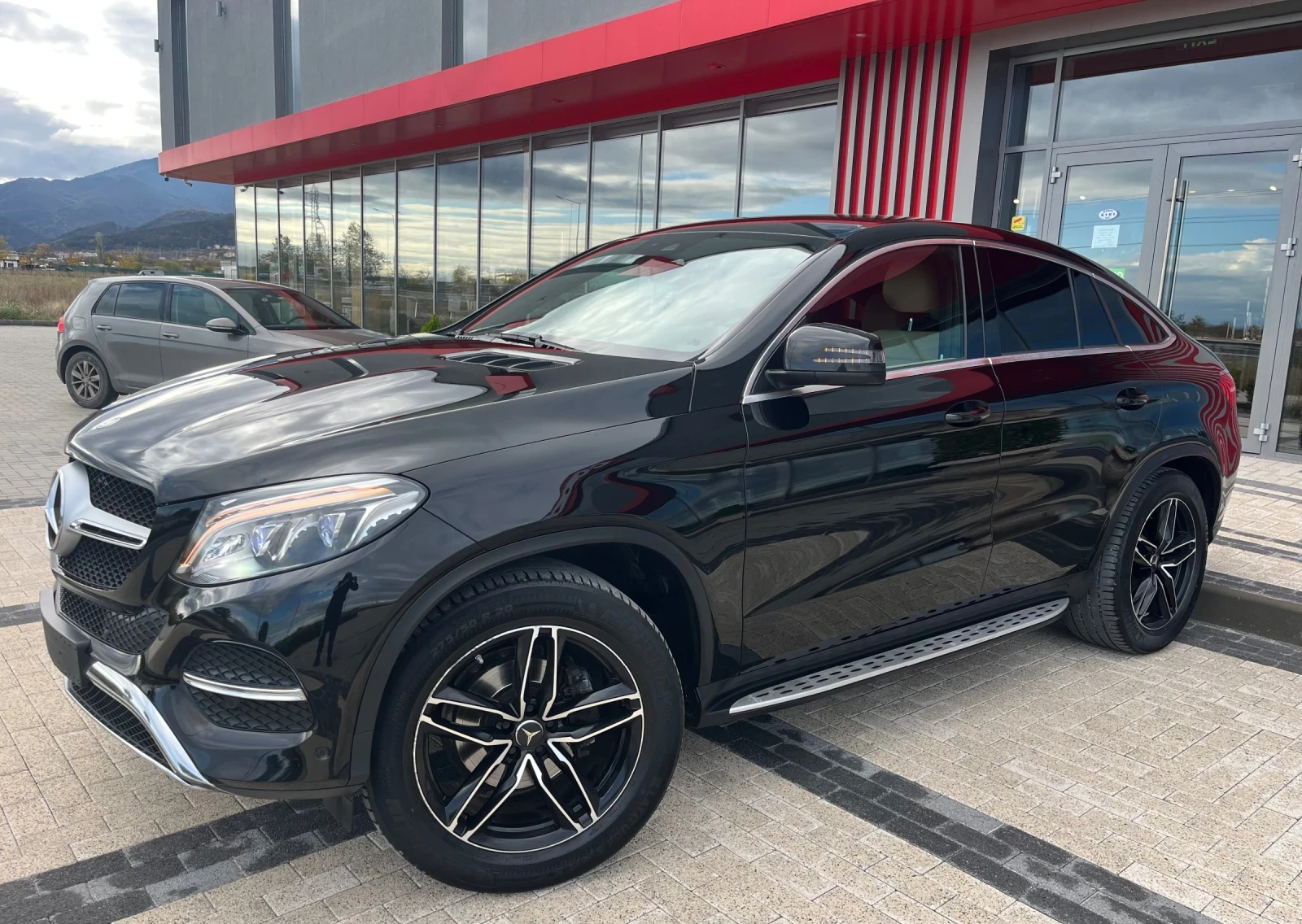 Mercedes-Benz GLE Coupe   / | Mobile.bg   2