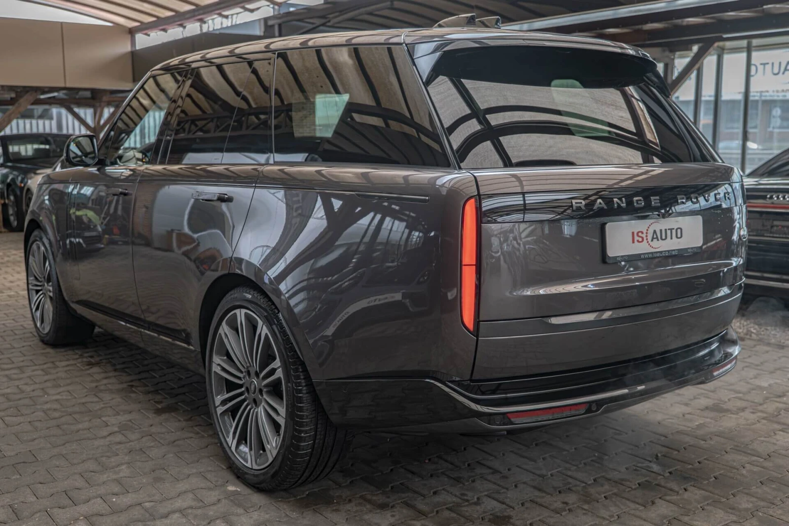 Land Rover Range rover P530/SV/SWB/Камера/Обдухване/Meridian 3D/HuD/Масаж - изображение 5