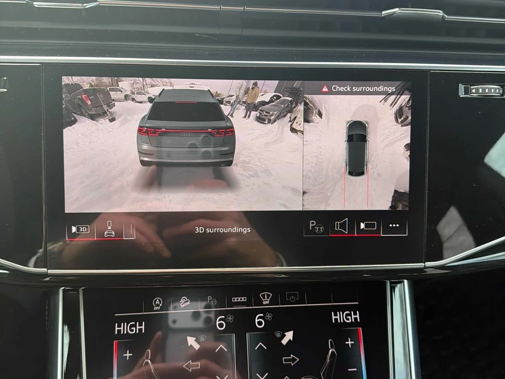 Audi Q8 * Technik * CARFAX * S-LINE * 360 * B&O - изображение 10