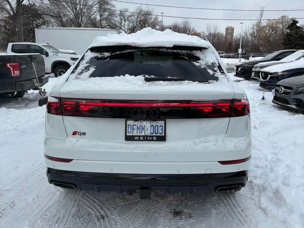 Audi Q8 * Technik * CARFAX * S-LINE * 360 * B&O - изображение 5