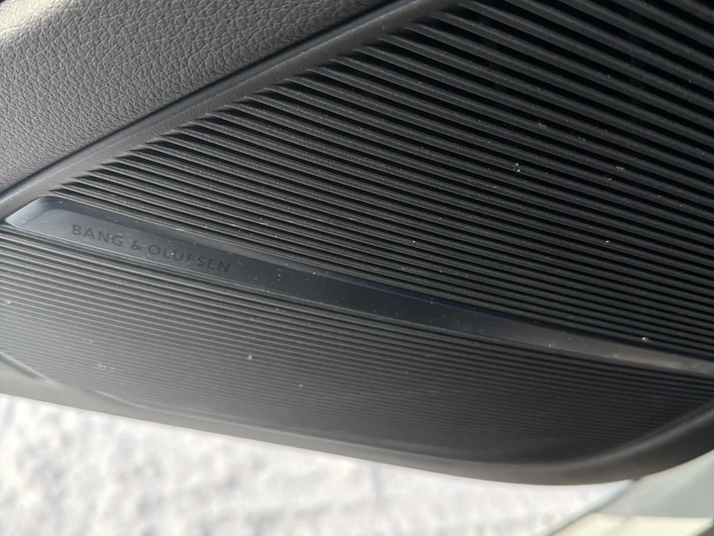 Audi Q8 * Technik * CARFAX * S-LINE * 360 * B&O | Mobile.bg � ����������� 14