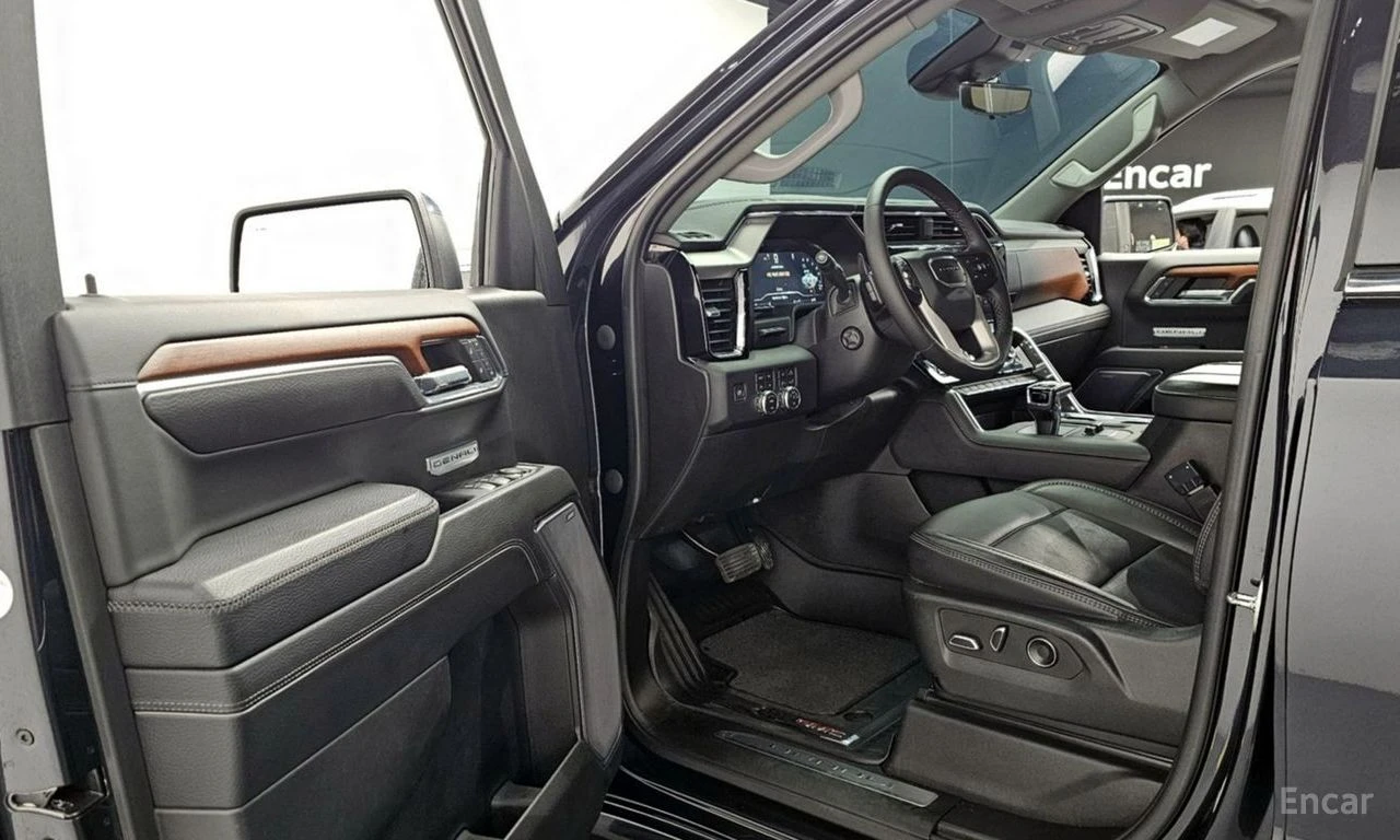 Gmc Sierra DENALI-X* ПОДГРЕВ* ОБДУХВАНЕ* LANE* ASSIST* , снимка 9 - Автомобили и джипове - 54432305