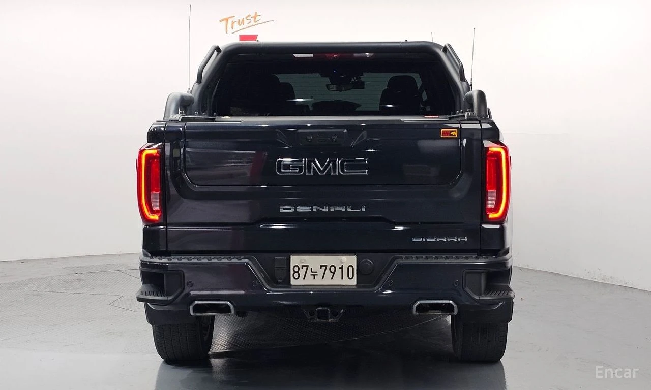 Gmc Sierra DENALI-X* ПОДГРЕВ* ОБДУХВАНЕ* LANE* ASSIST* , снимка 4 - Автомобили и джипове - 54432305