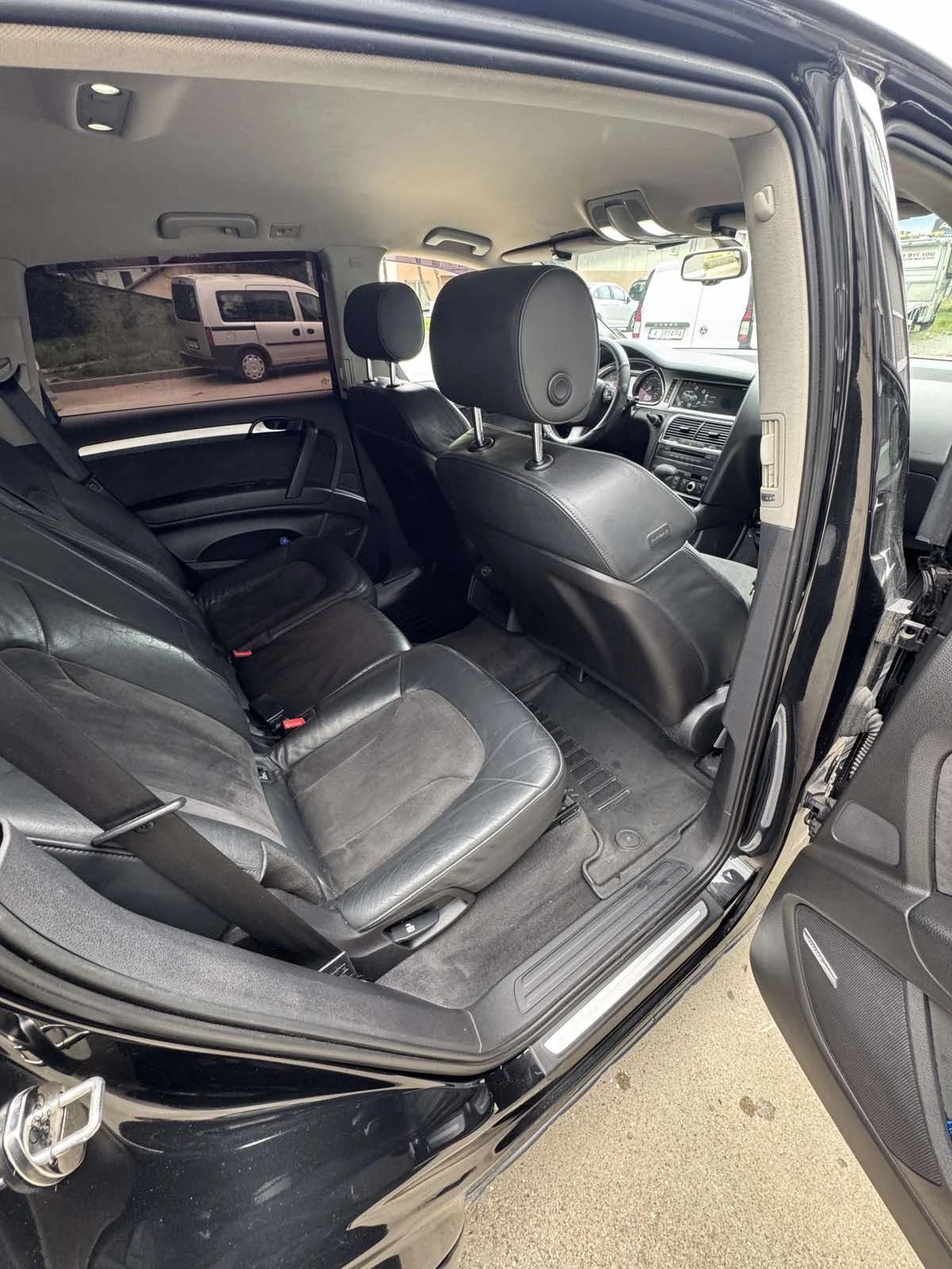 Audi Q7, снимка 8 - Автомобили и джипове - 54800645