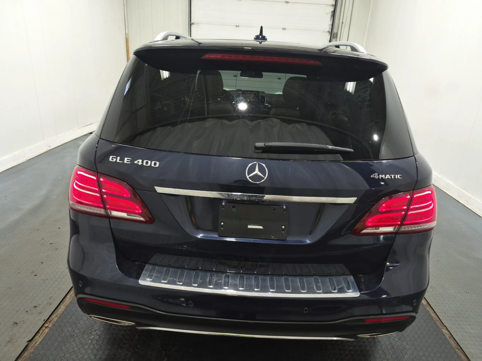 Mercedes-Benz GLE 400 2 КЛЮЧА * СЕРВИЗНА ИСТ * ПАНОРАМА * CARFAX, снимка 5 - Автомобили и джипове - 54878689