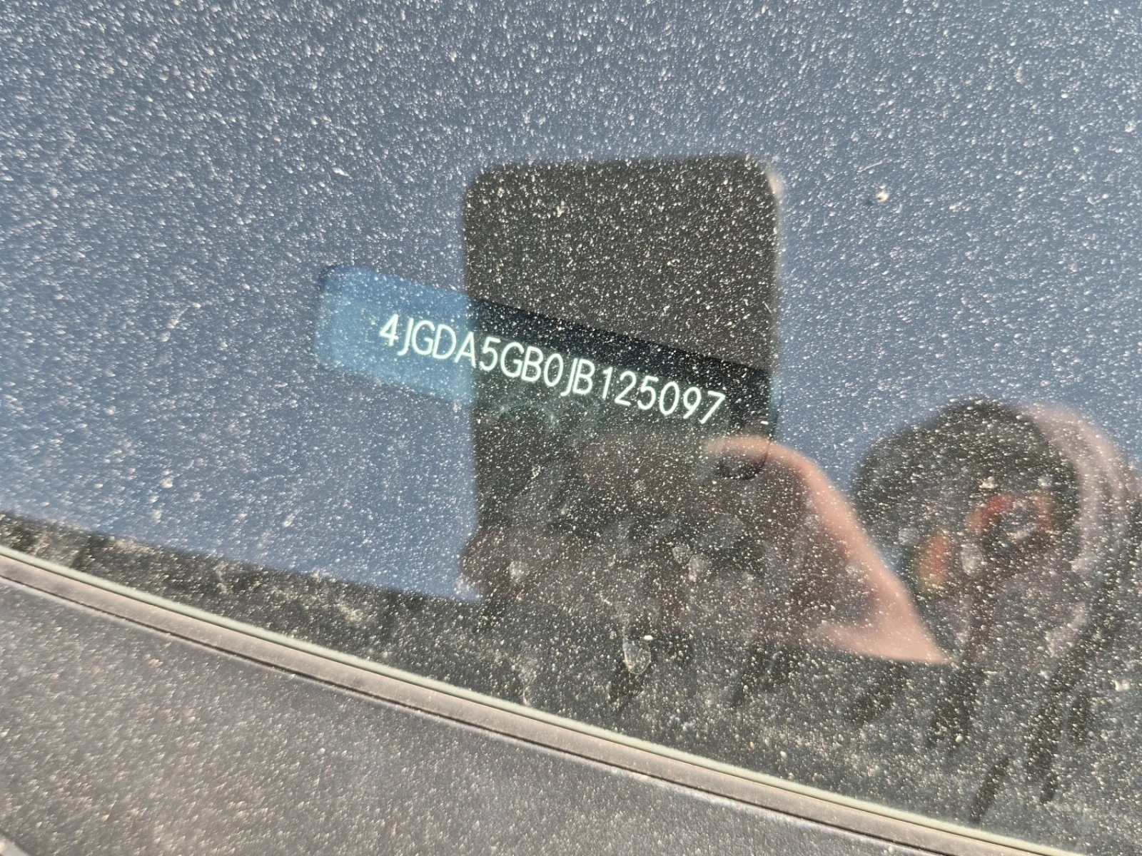 Mercedes-Benz GLE 400 2 КЛЮЧА * СЕРВИЗНА ИСТ * ПАНОРАМА * CARFAX, снимка 16 - Автомобили и джипове - 54878689