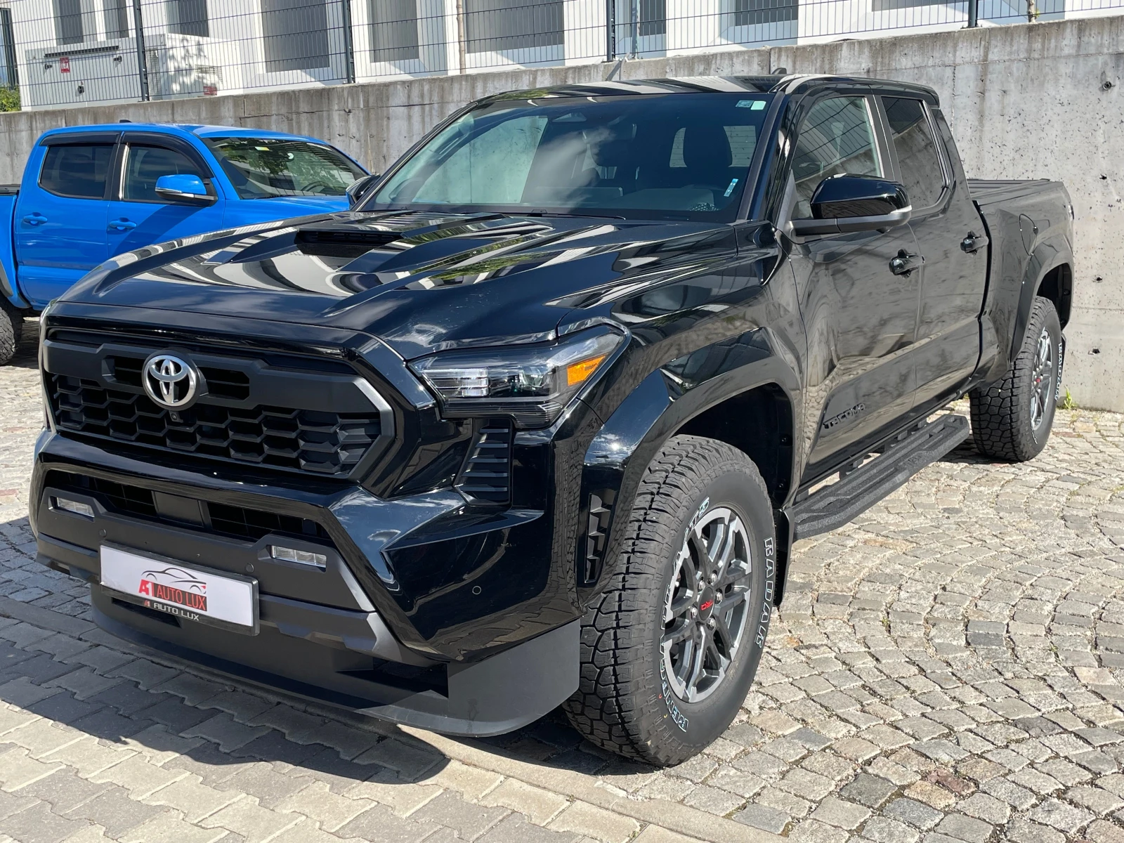 Toyota Tacoma LONG/TRD/Sport/NAVI/PANO/Multy/Kam/Full..16 хил.км, снимка 3 - Автомобили и джипове - 54906089
