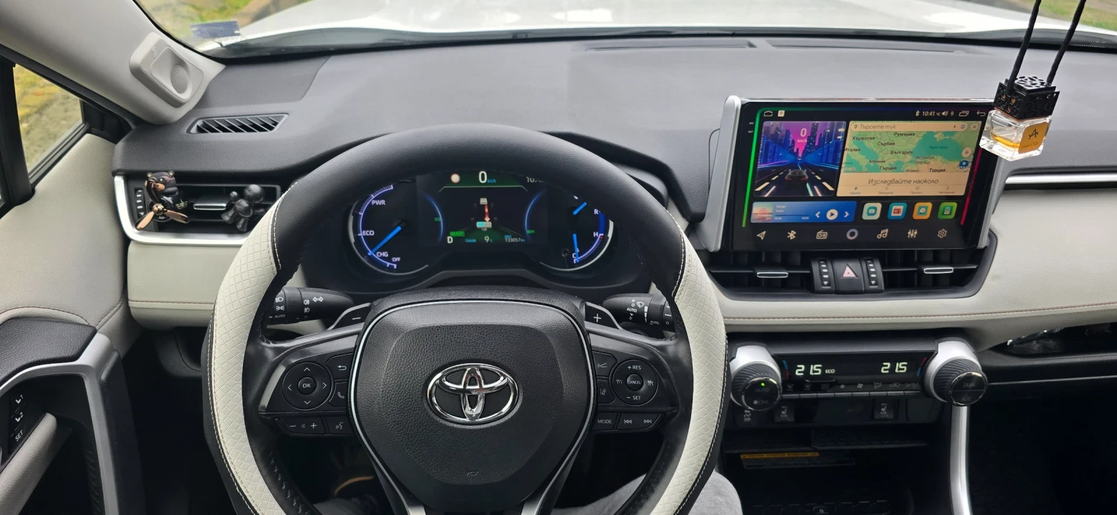 Toyota Rav4 Hybrid 2.5 , снимка 11 - Автомобили и джипове - 55220151