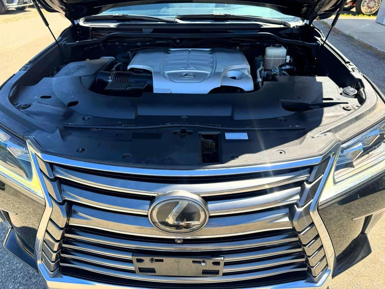 Lexus LX 570 * 360 * ��������� * 7 ������ * CARFAX * ���� �� �� | Mobile.bg � ����������� 7