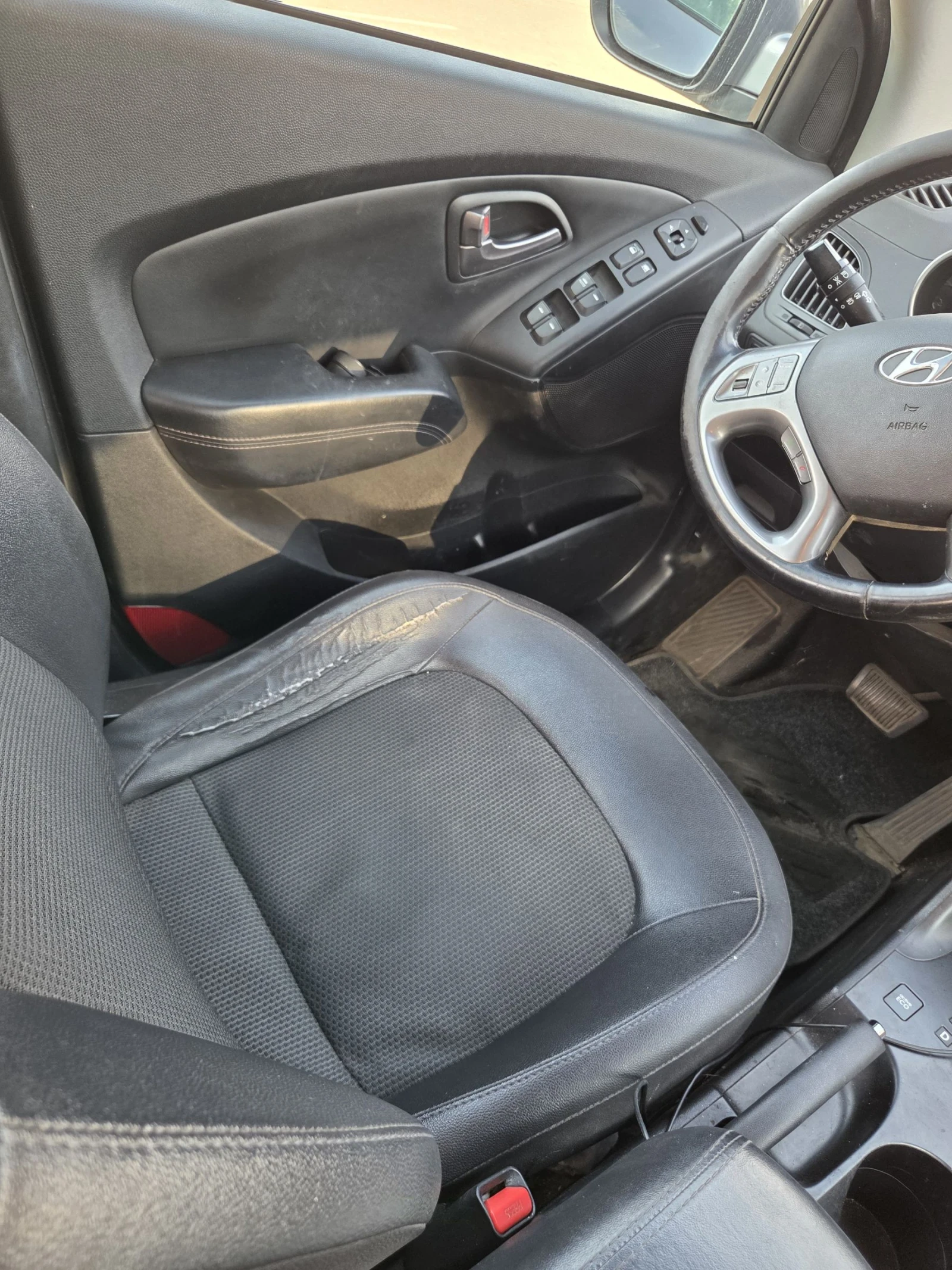 Hyundai IX35 Face-lift 2.0 CRDI 4x4 136hp, снимка 13 - Автомобили и джипове - 55772866