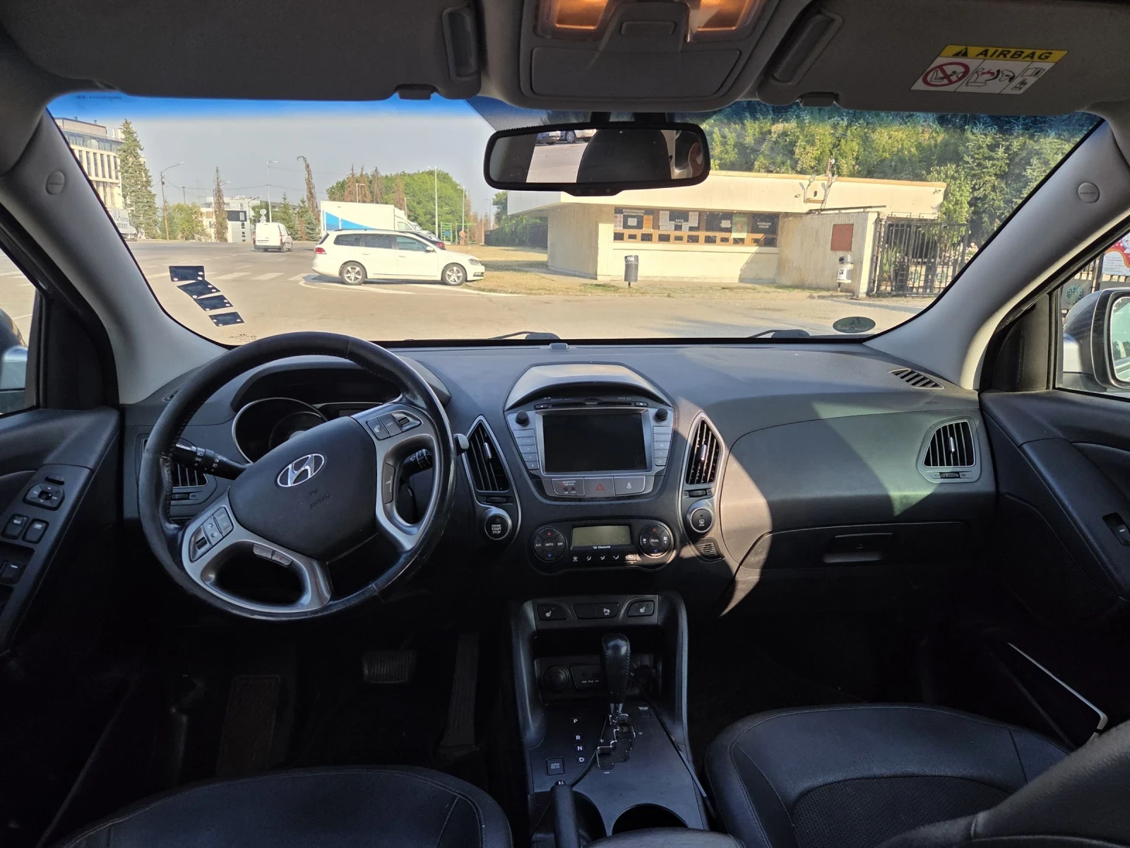 Hyundai IX35 Face-lift 2.0 CRDI 4x4 136hp, снимка 11 - Автомобили и джипове - 55772866