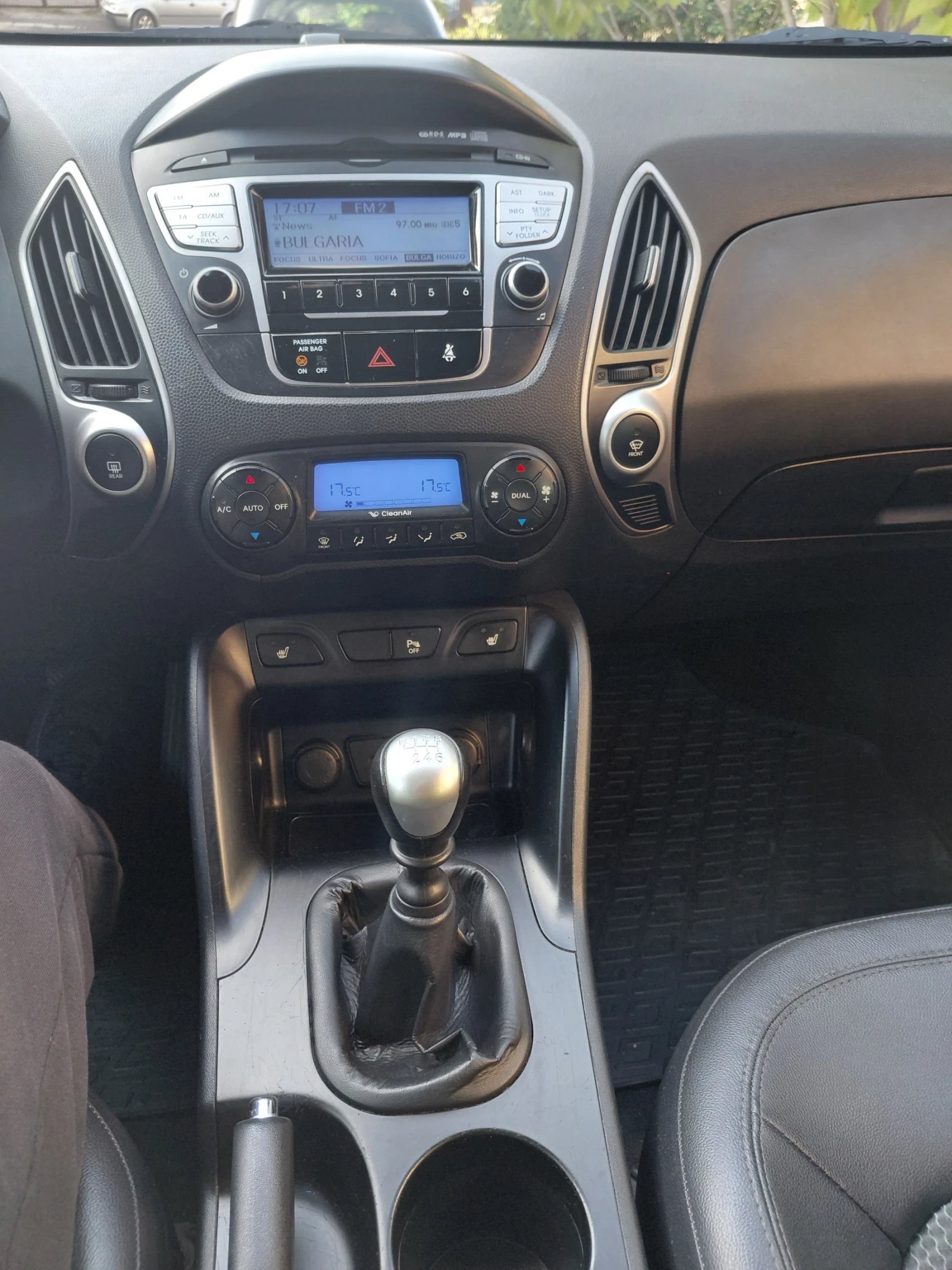 Hyundai IX35, снимка 7 - Автомобили и джипове - 56416927