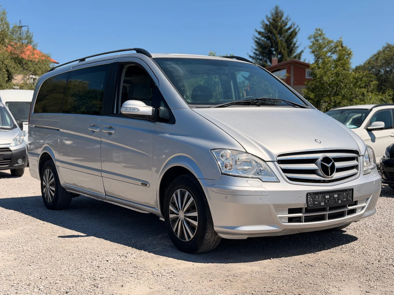 Mercedes-Benz Viano 2.2CDI/ АВТОМАТИК/ 4+ 1, снимка 4 - Бусове и автобуси - 55673494