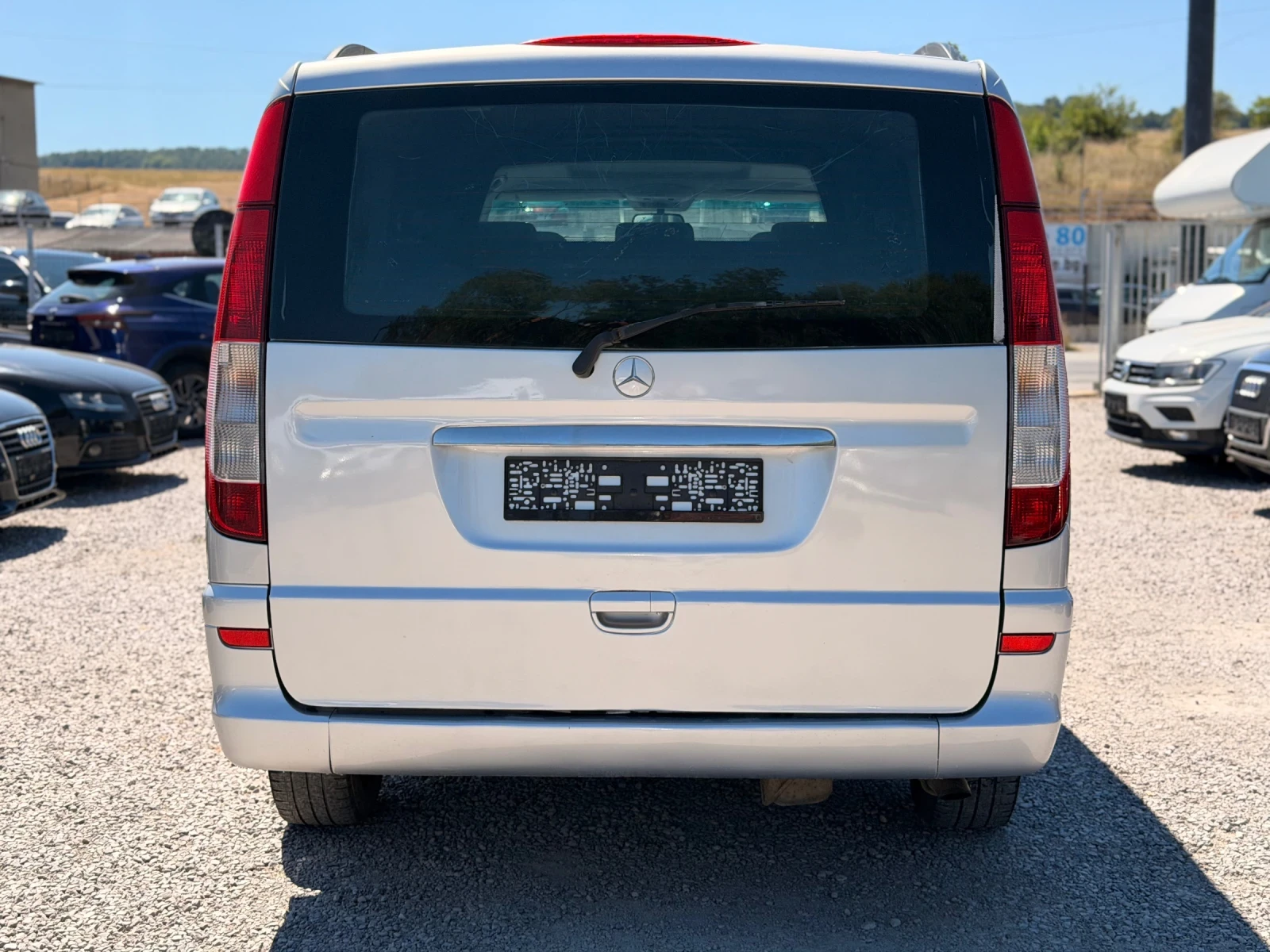 Mercedes-Benz Viano 2.2CDI/ АВТОМАТИК/ 4+ 1, снимка 8 - Бусове и автобуси - 55673494
