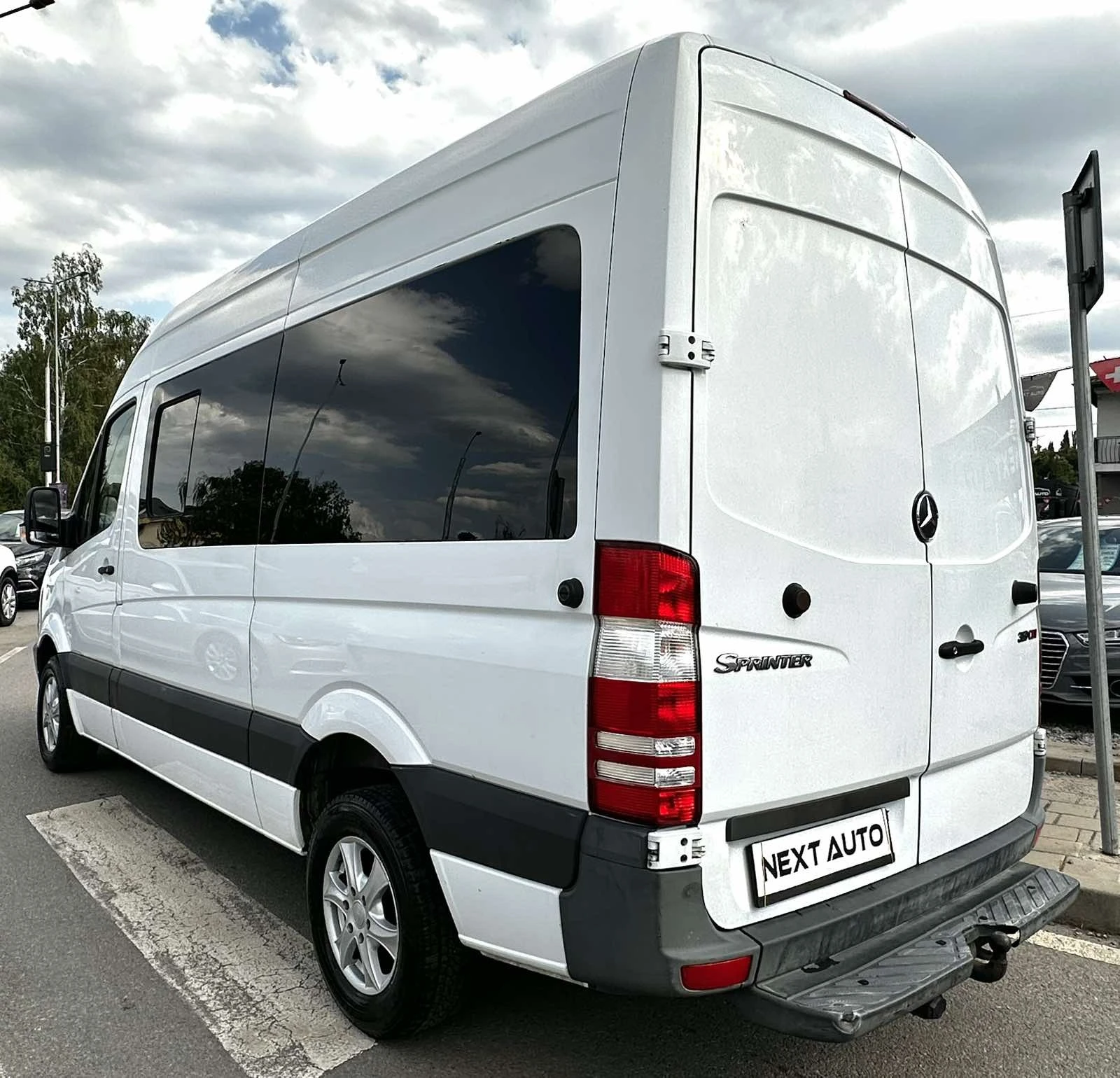 Mercedes-Benz Sprinter 319 3.0CDI 190HP 8+ 1 ТЕГЛИЧ EURO5, снимка 7 - Бусове и автобуси - 55929651