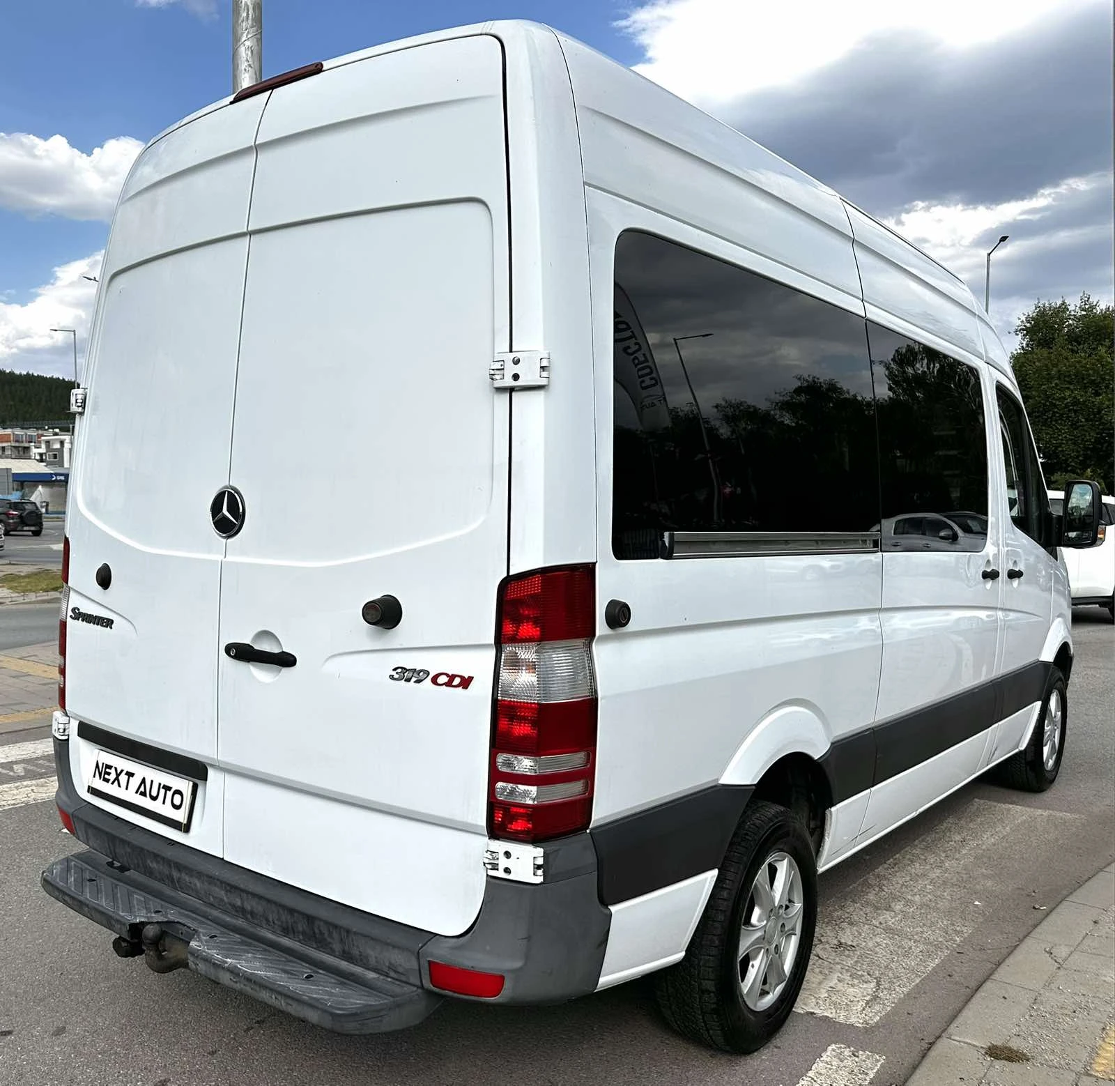 Mercedes-Benz Sprinter 319 3.0CDI 190HP 8+ 1 ТЕГЛИЧ EURO5, снимка 5 - Бусове и автобуси - 55929651