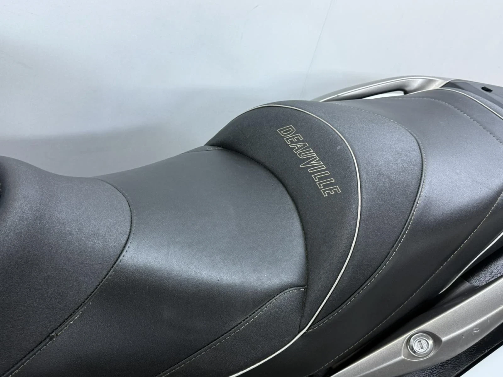 Honda Deauville Abs - изображение 6