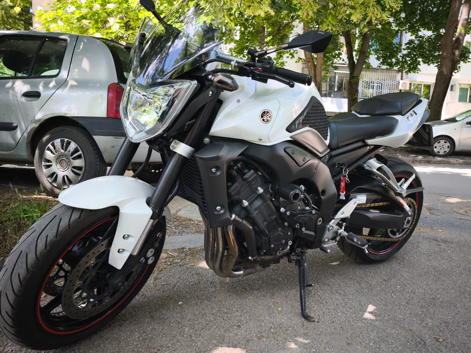 Yamaha FZ1