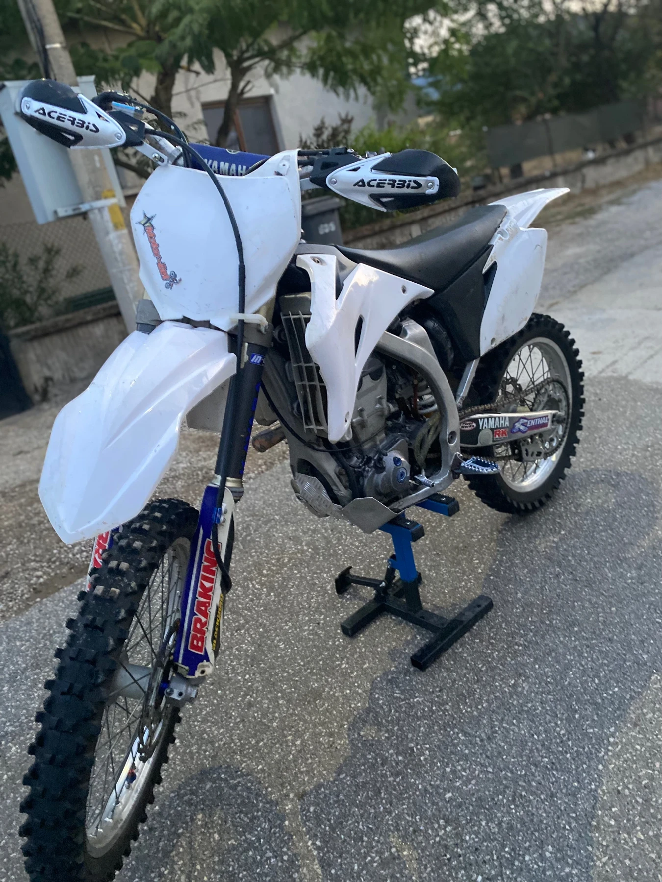 Yamaha Yzf