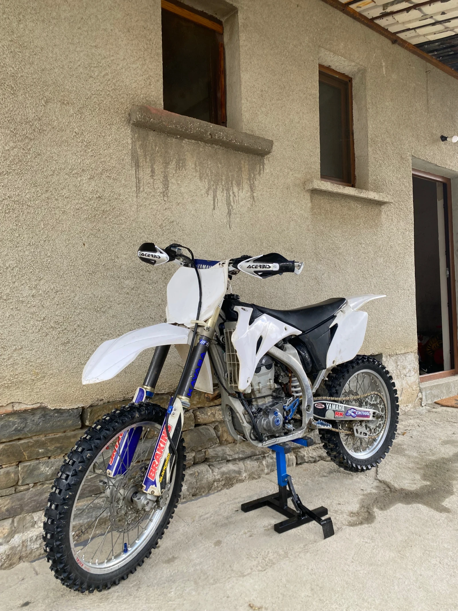 Yamaha Yzf