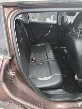 Peugeot 2008 1.2i,1.2t,1.6hdi, снимка 17