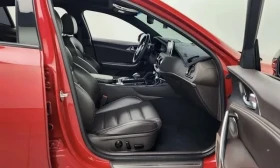 Kia Stinger 3.3 t 2WD cam360* Обдухване, disiTron, HeadUp, снимка 11