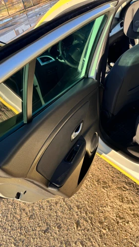 Renault Megane 1.6 - 4400 лв. / 2249.68 € - 20269434 16