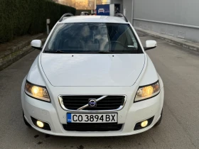 ������ Volvo V50