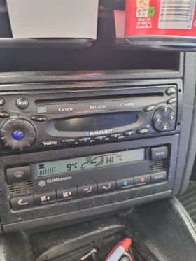 VW Golf 1.4 бензин климатроник  - 1900 € / 3716.08 лв. - 66097133 13